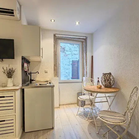 Davor Apartment *